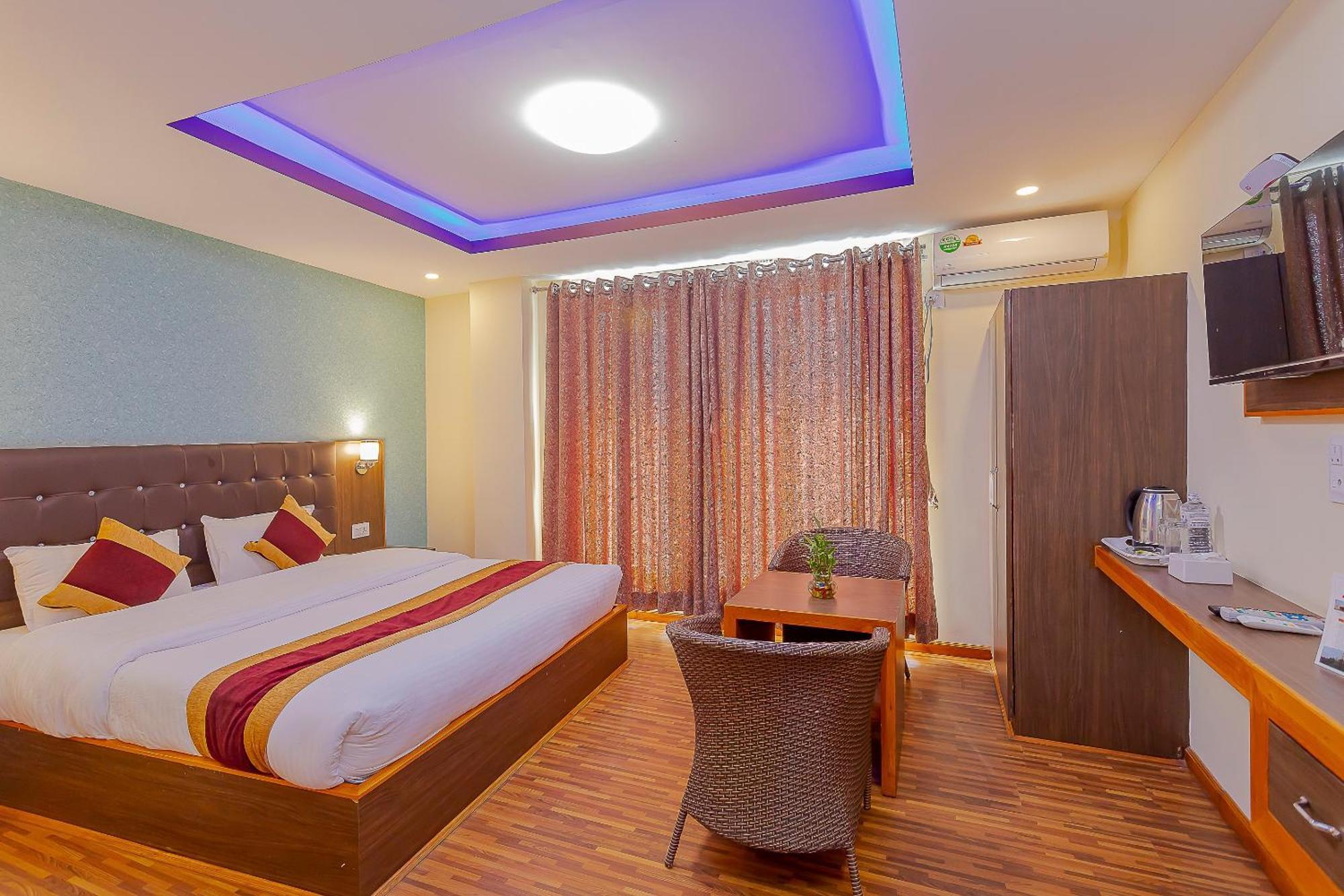 Oyo 798 Euphoria Inn Kathmandu Exterior photo